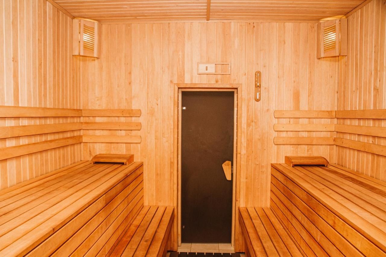 Отель Hotel and Restaurant Complex Lubokray Переяслав-Хмельницкий